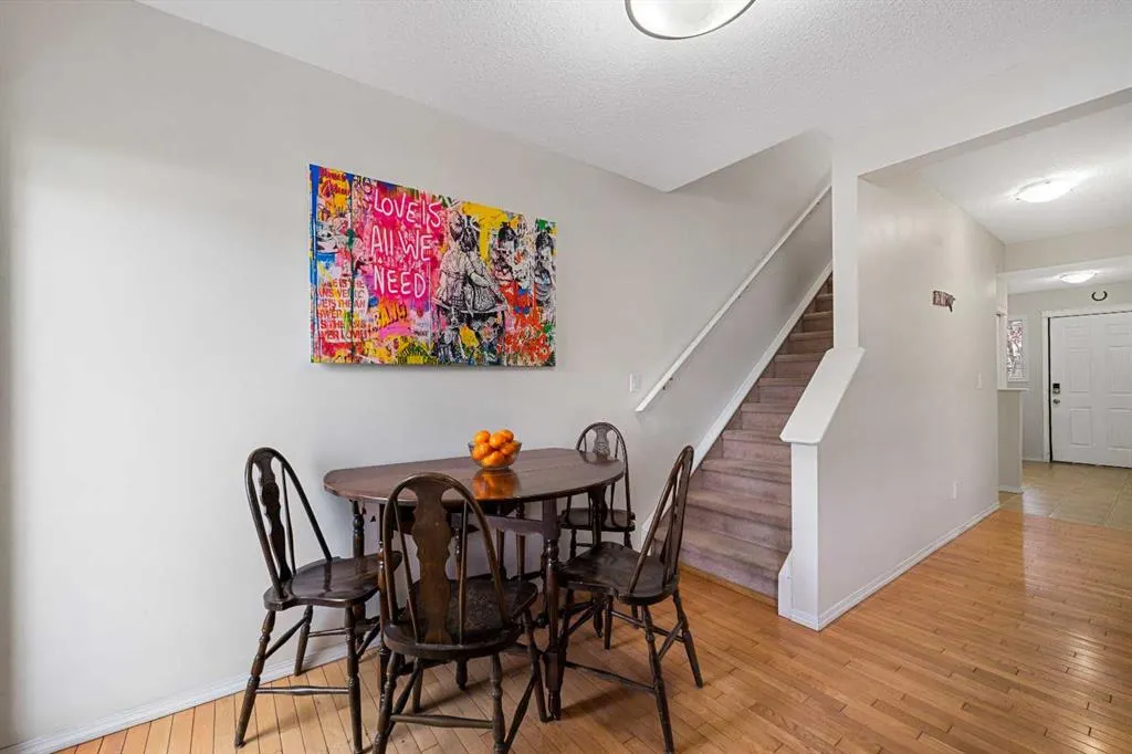 205 Bayside Point SW
