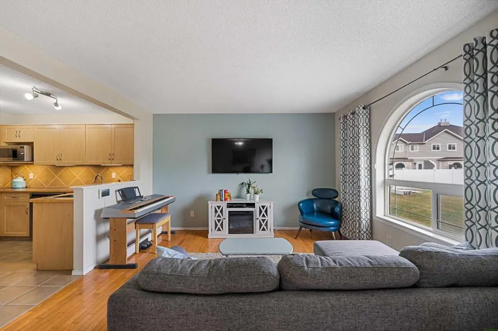 205 Bayside Point SW