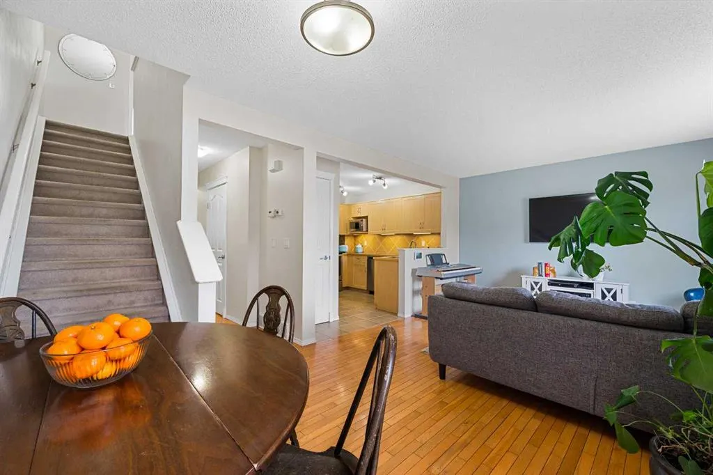 205 Bayside Point SW