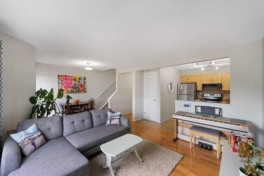 205 Bayside Point SW