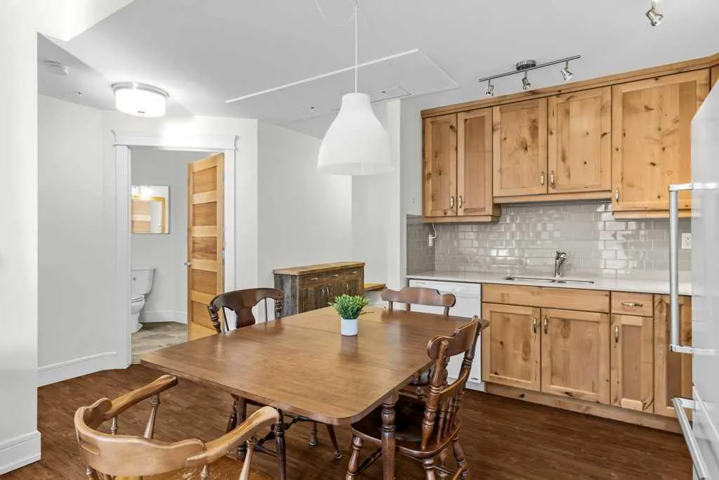 808 Spring Creek Drive, #329