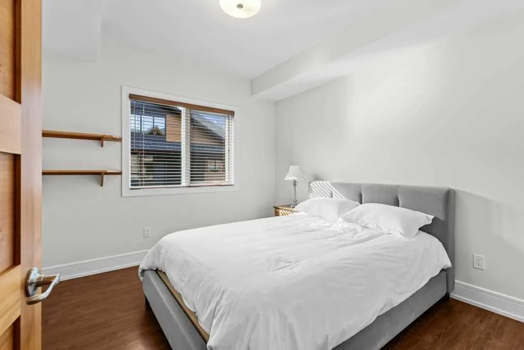 808 Spring Creek Drive, #329