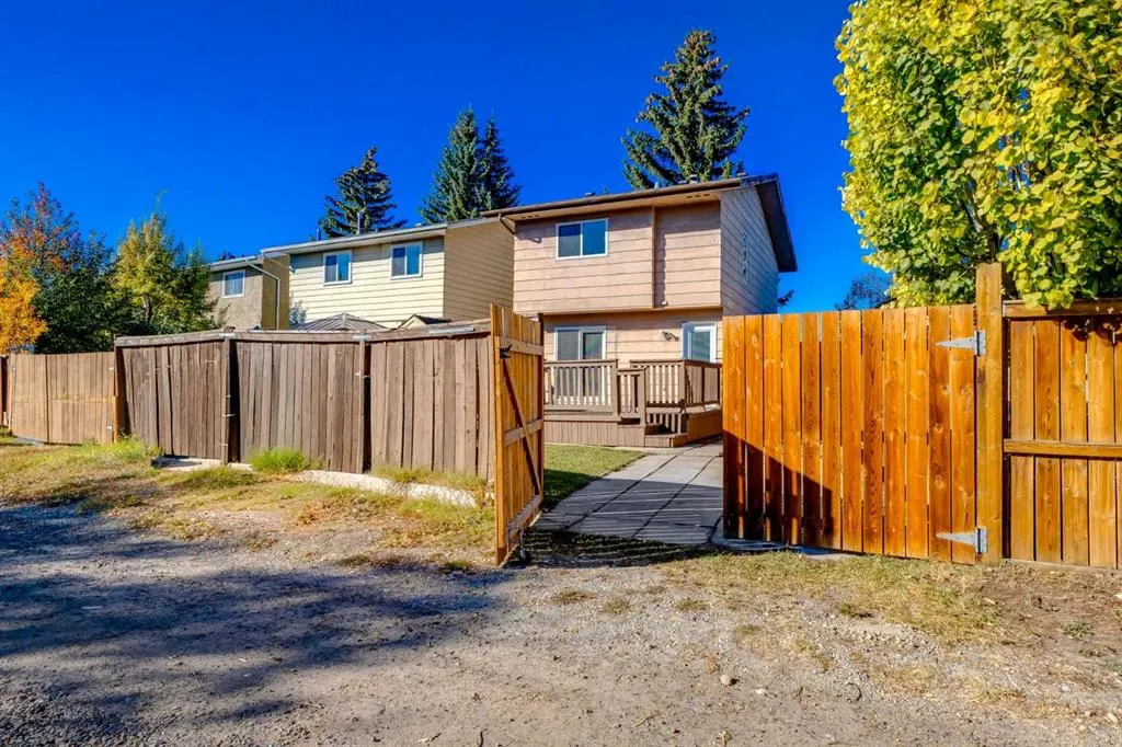 17 Sunvale Crescent SE
