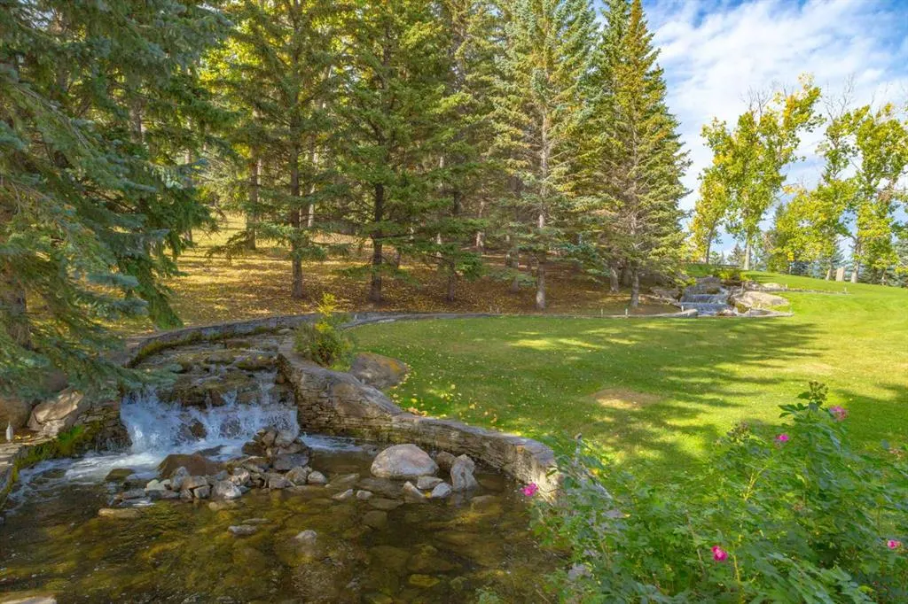 17 Sunvale Crescent SE