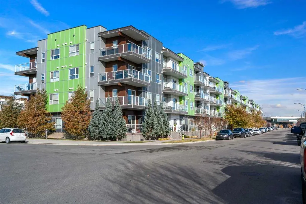 20 Seton Park SE, #332