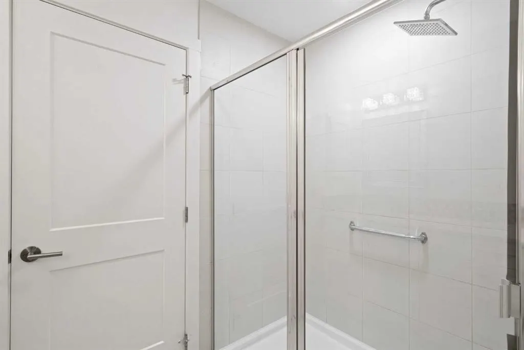 20 Seton Park SE, #332