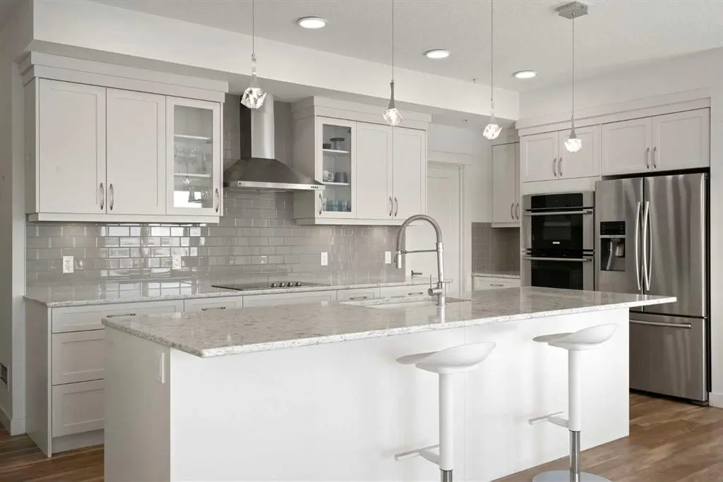 20 Seton Park SE, #332