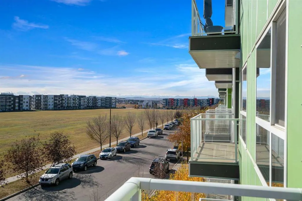 20 Seton Park SE, #332