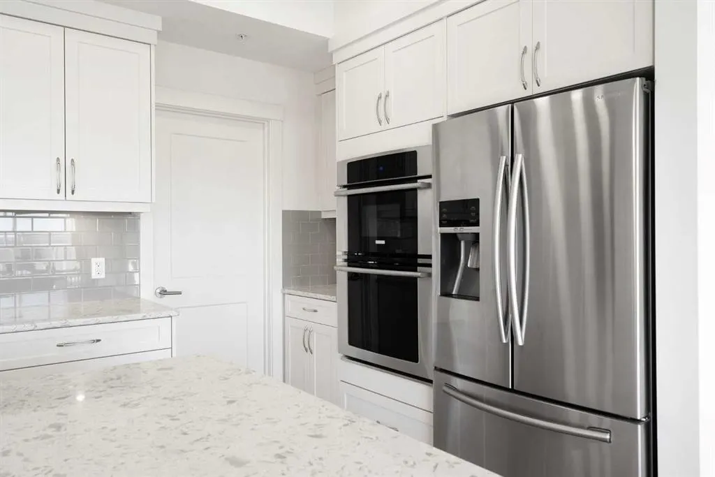 20 Seton Park SE, #332