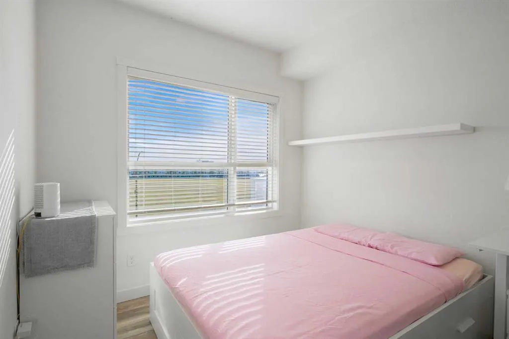 20 Seton Park SE, #332