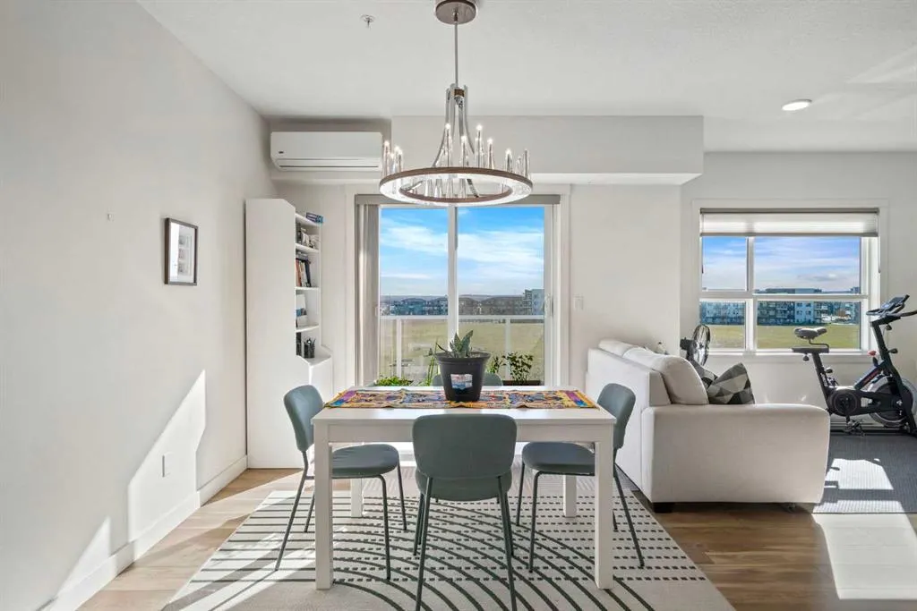 20 Seton Park SE, #332