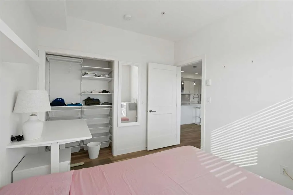 20 Seton Park SE, #332