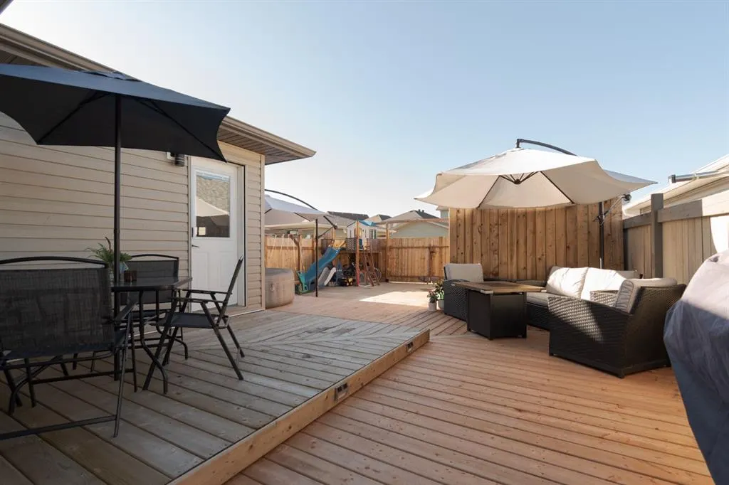 216 Coyote Crescent
