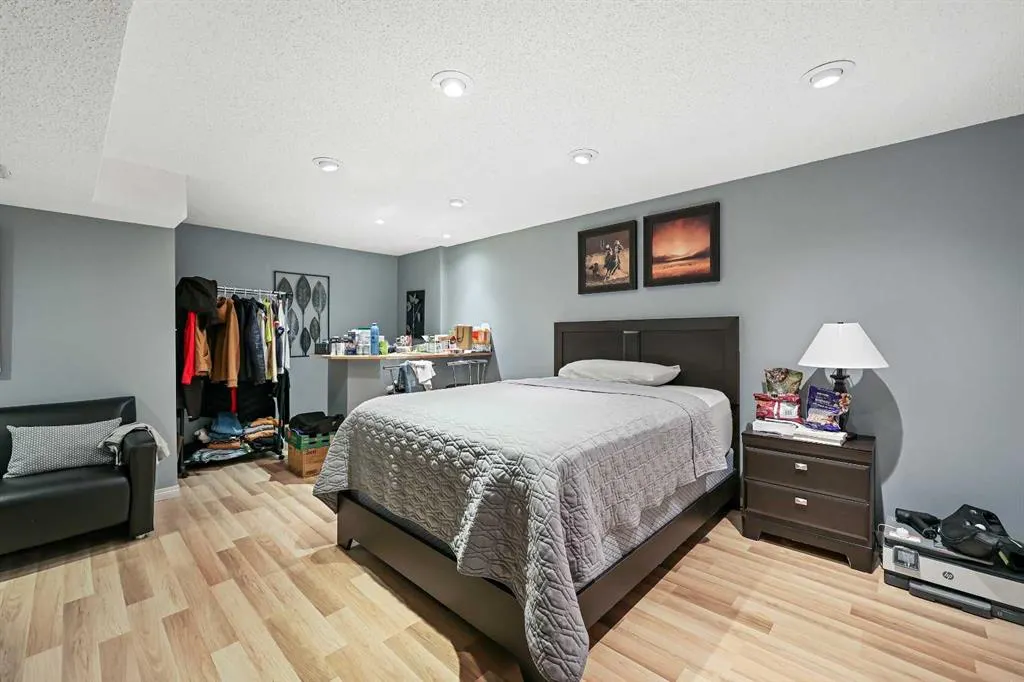 64 Abbeydale Villas NE