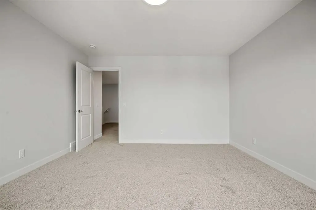 72 Amblefield Grove NW