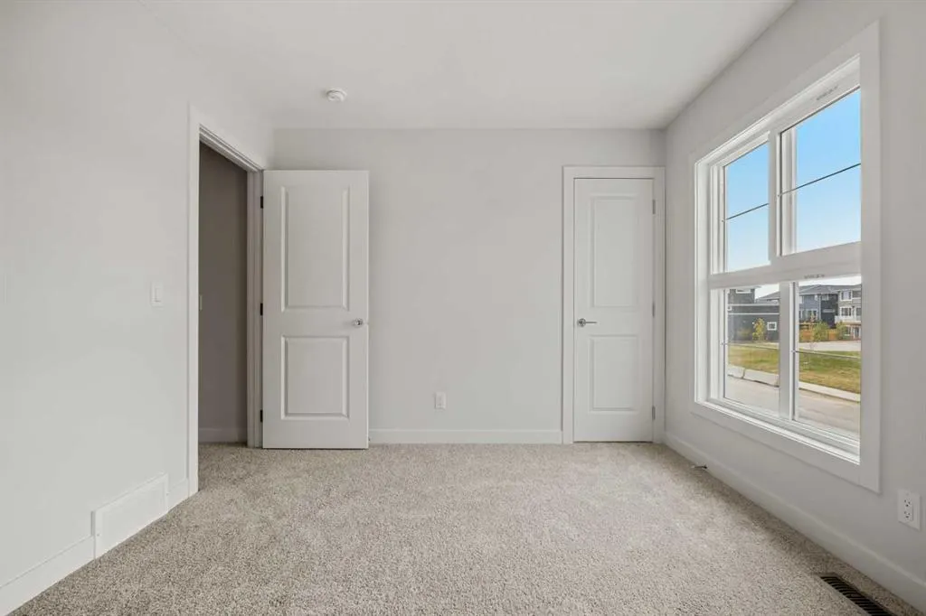 72 Amblefield Grove NW