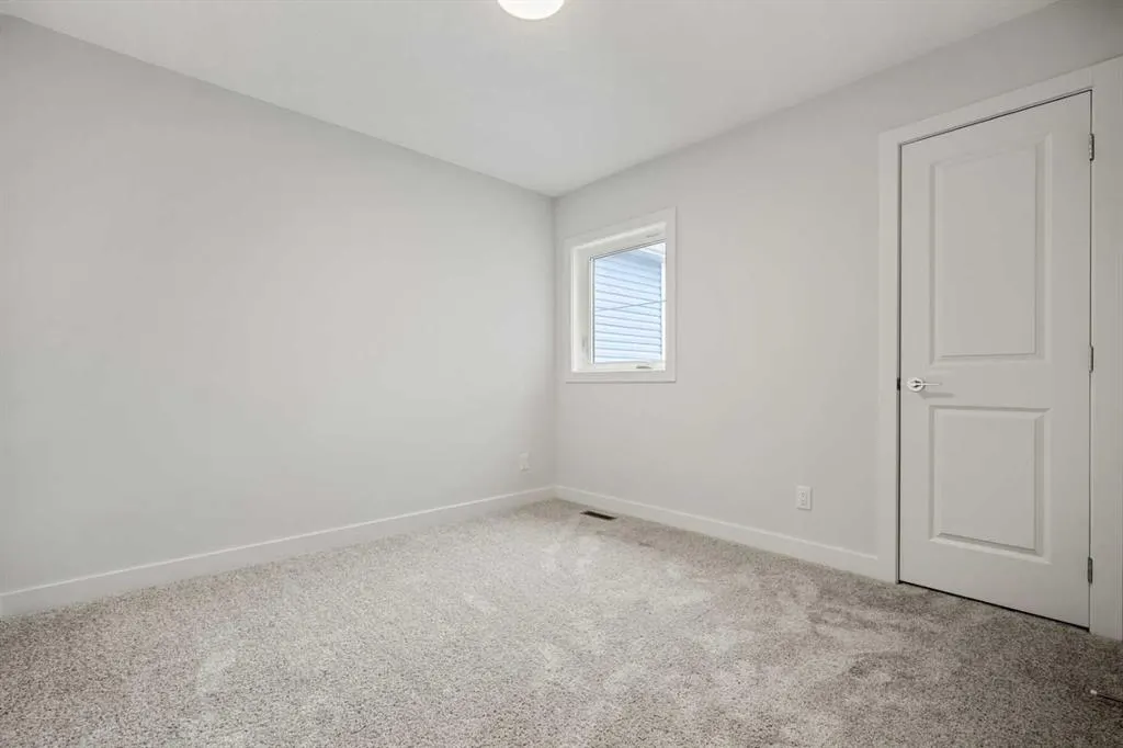 72 Amblefield Grove NW