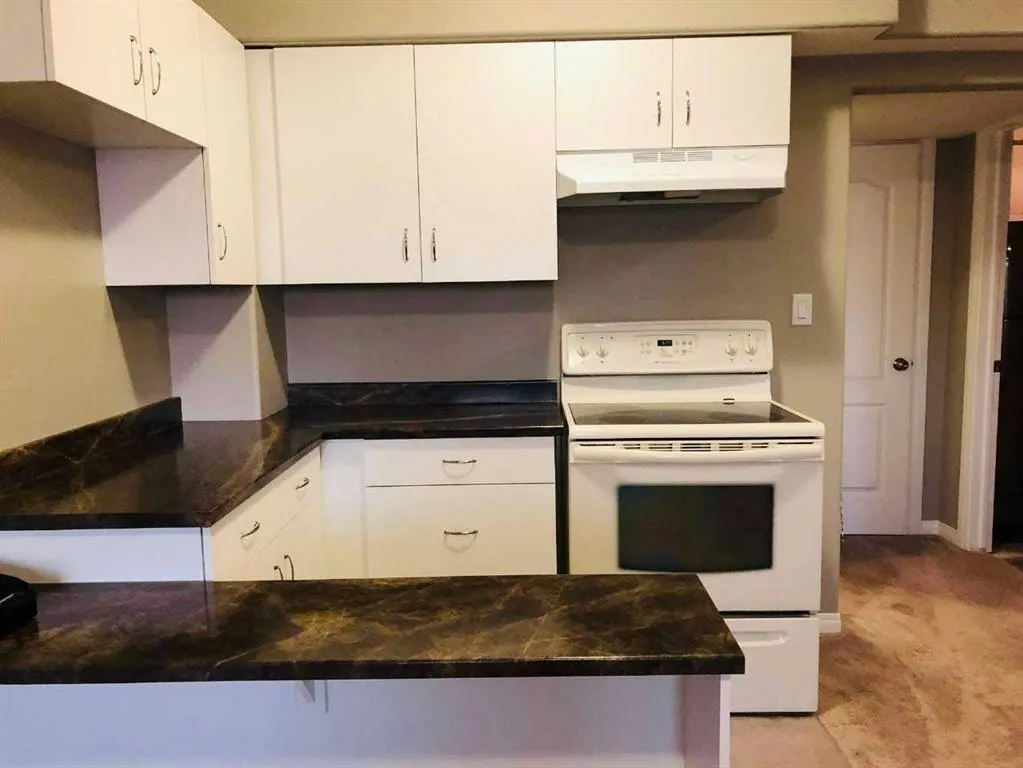 6802 50 Avenue, #20