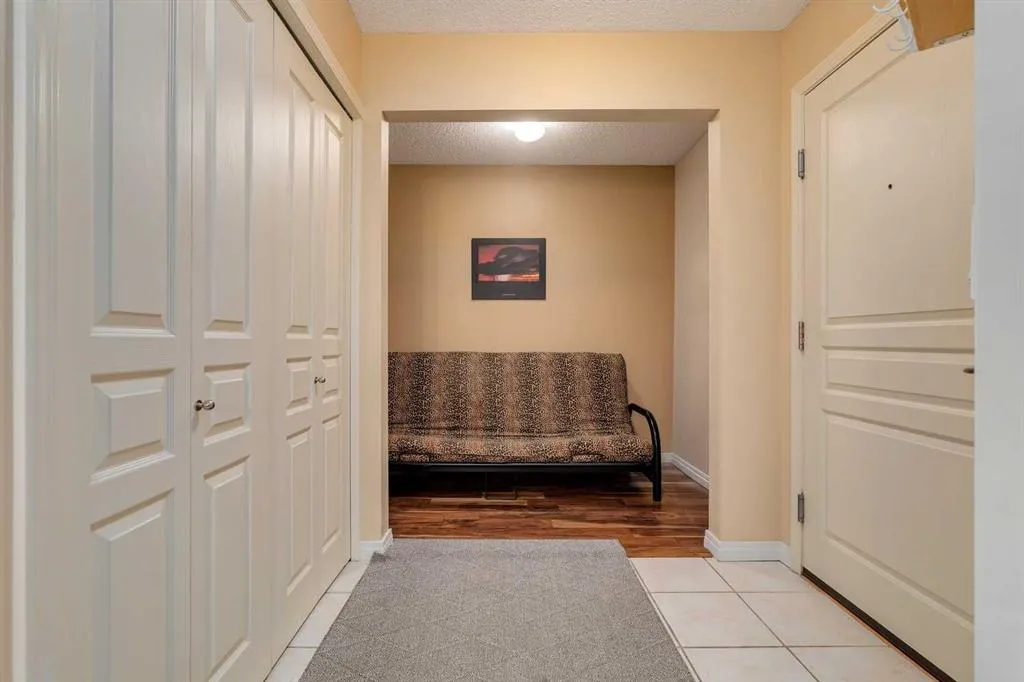 22 Richard Place SW, #433