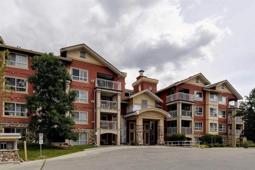 22 Richard Place SW, #433