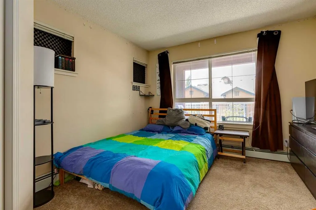22 Richard Place SW, #433