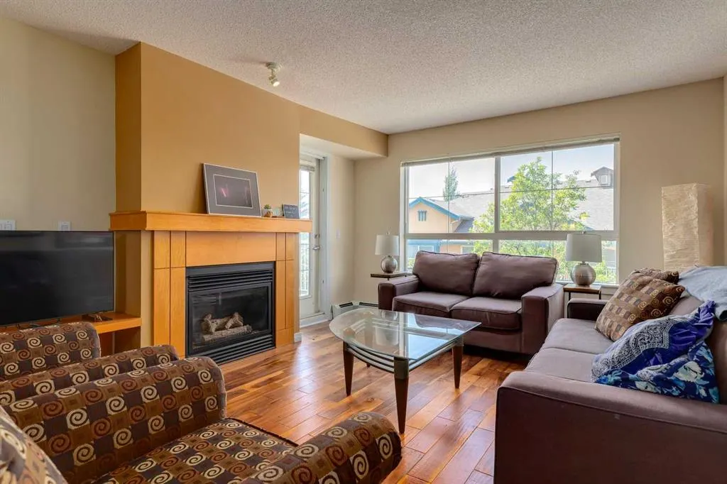 22 Richard Place SW, #433