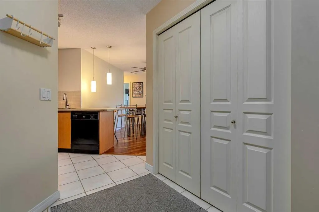 22 Richard Place SW, #433