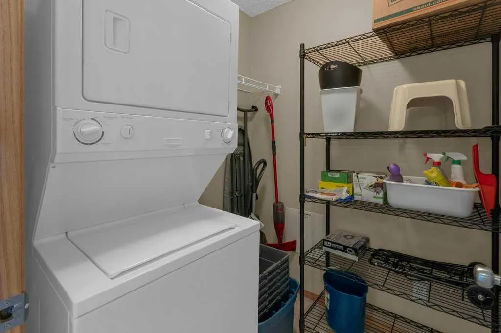 128 Centre Avenue, #304