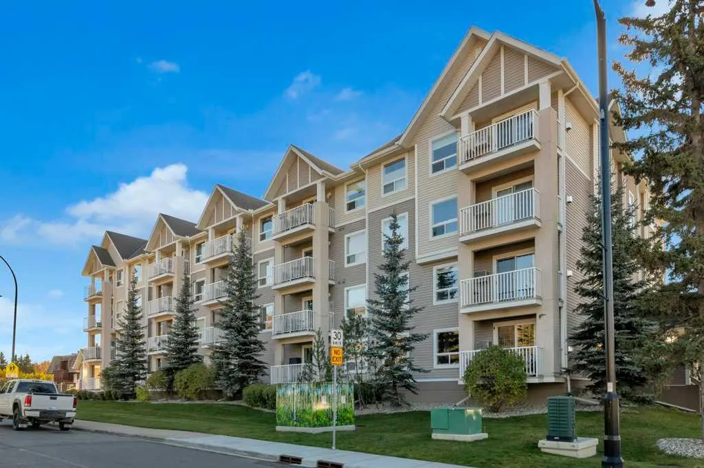 128 Centre Avenue, #304
