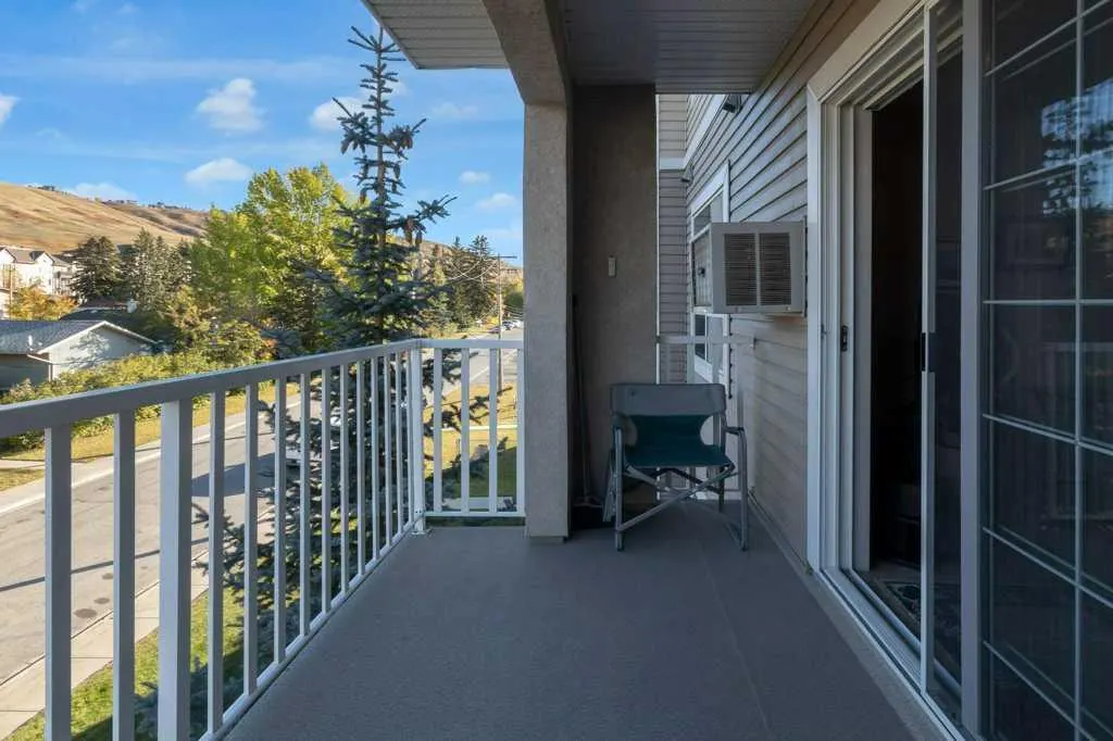 128 Centre Avenue, #304