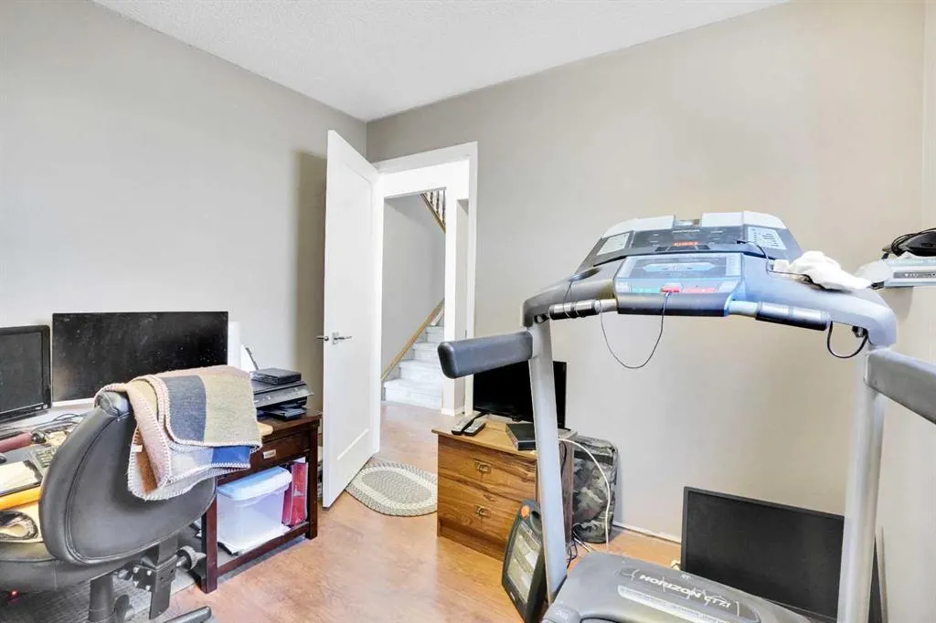 47 Shannon Drive SW