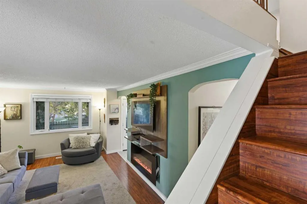 203 Lynnview Road SE, #37N