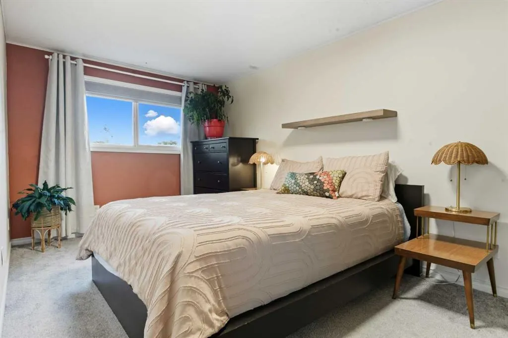 203 Lynnview Road SE, #37N