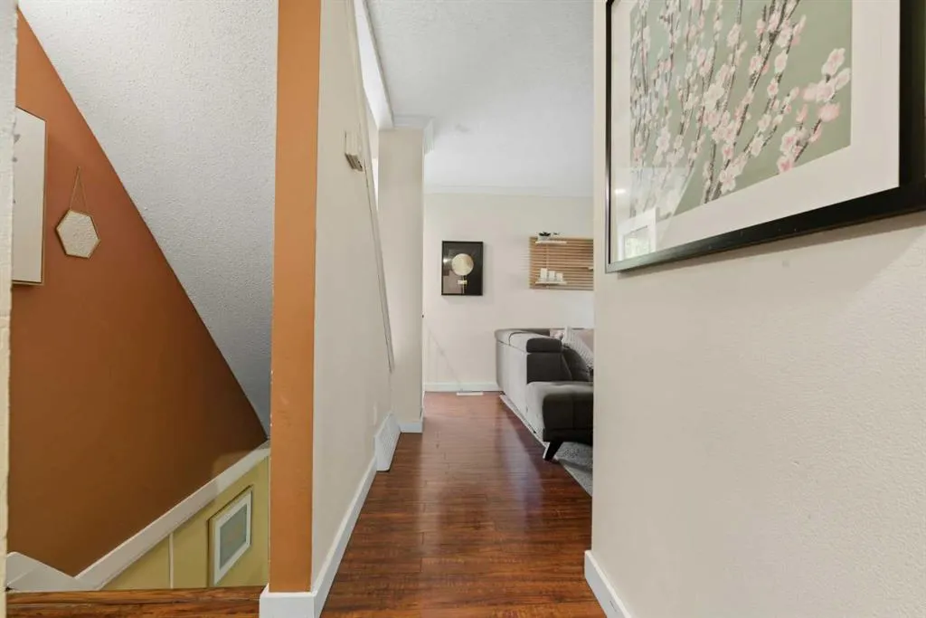 203 Lynnview Road SE, #37N