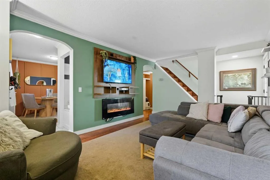 203 Lynnview Road SE, #37N