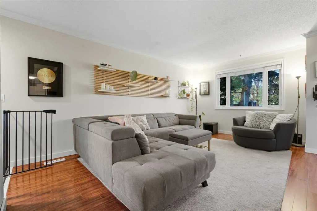203 Lynnview Road SE, #37N