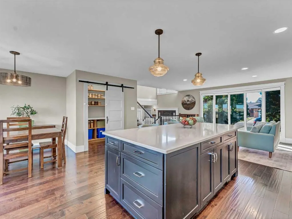 84 East Glen Drive SE