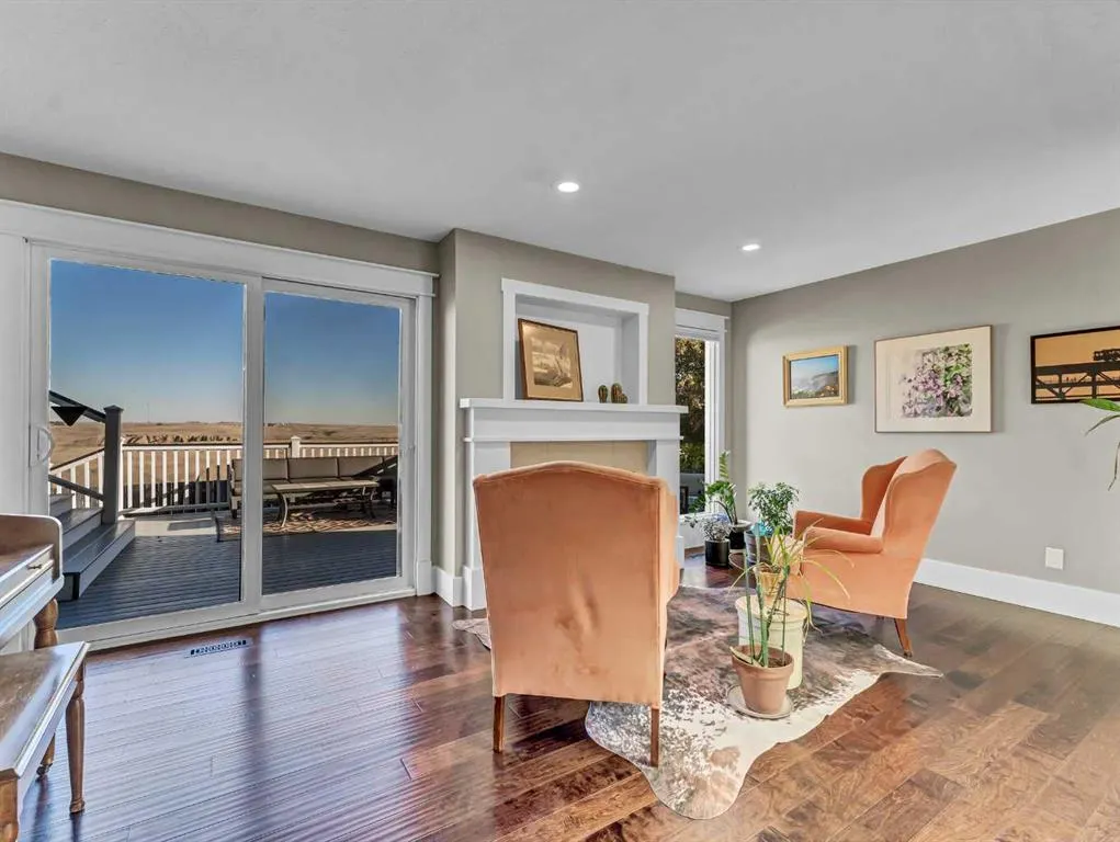 84 East Glen Drive SE