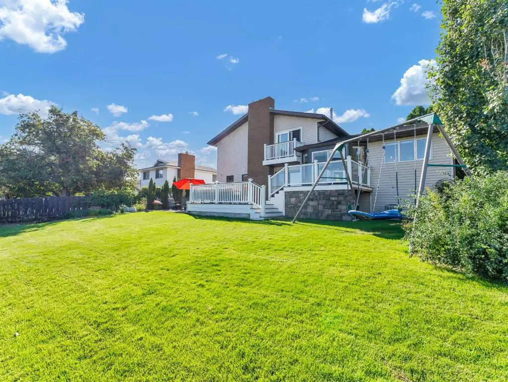84 East Glen Drive SE