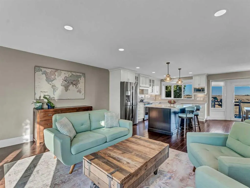 84 East Glen Drive SE