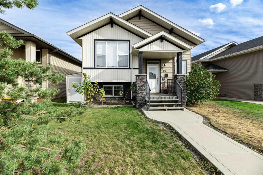 45 Coachman Way