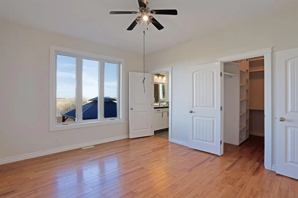 36 Cottonwood Crescent