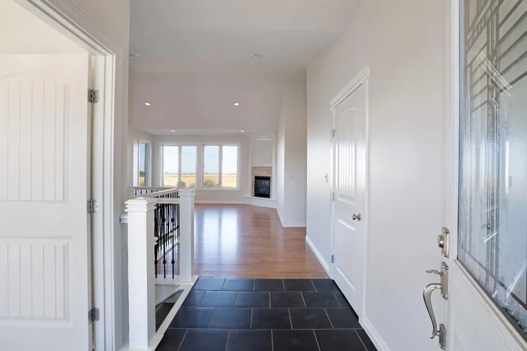 36 Cottonwood Crescent