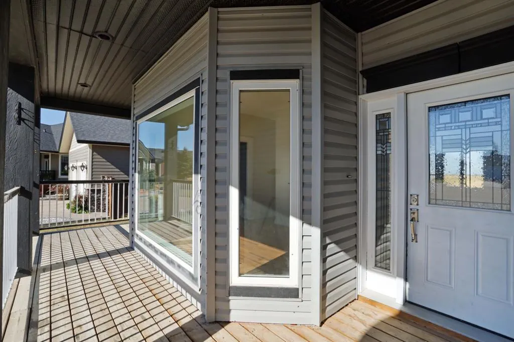 36 Cottonwood Crescent