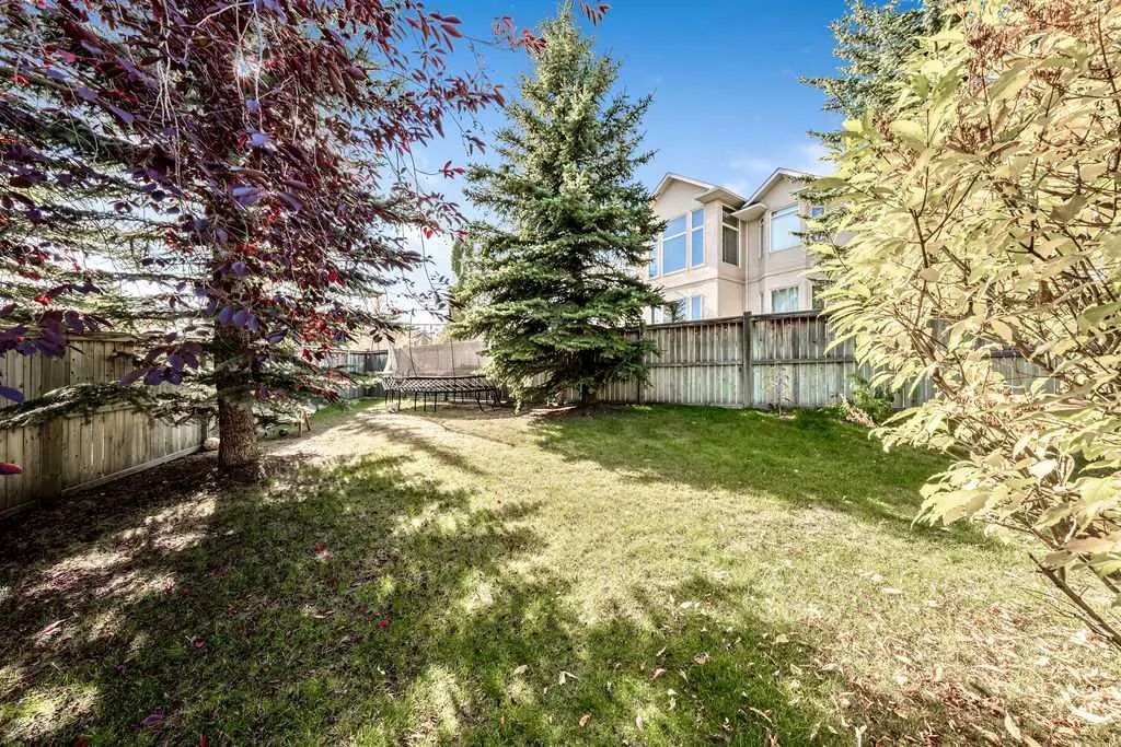 311 Simcrest Heights SW