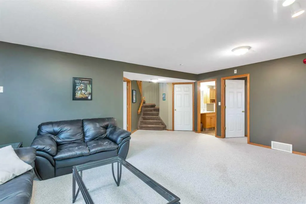129 Briarwood Crescent