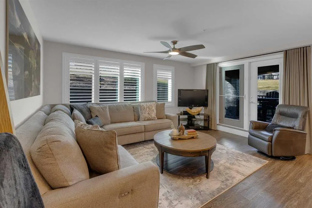 450 Kincora Glen Road, #3109