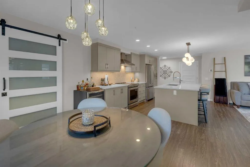 450 Kincora Glen Road, #3109