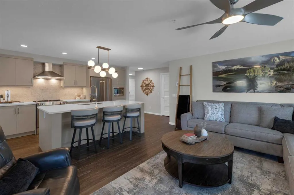 450 Kincora Glen Road, #3109
