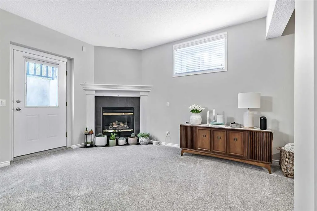 12898 Candle Crescent SW